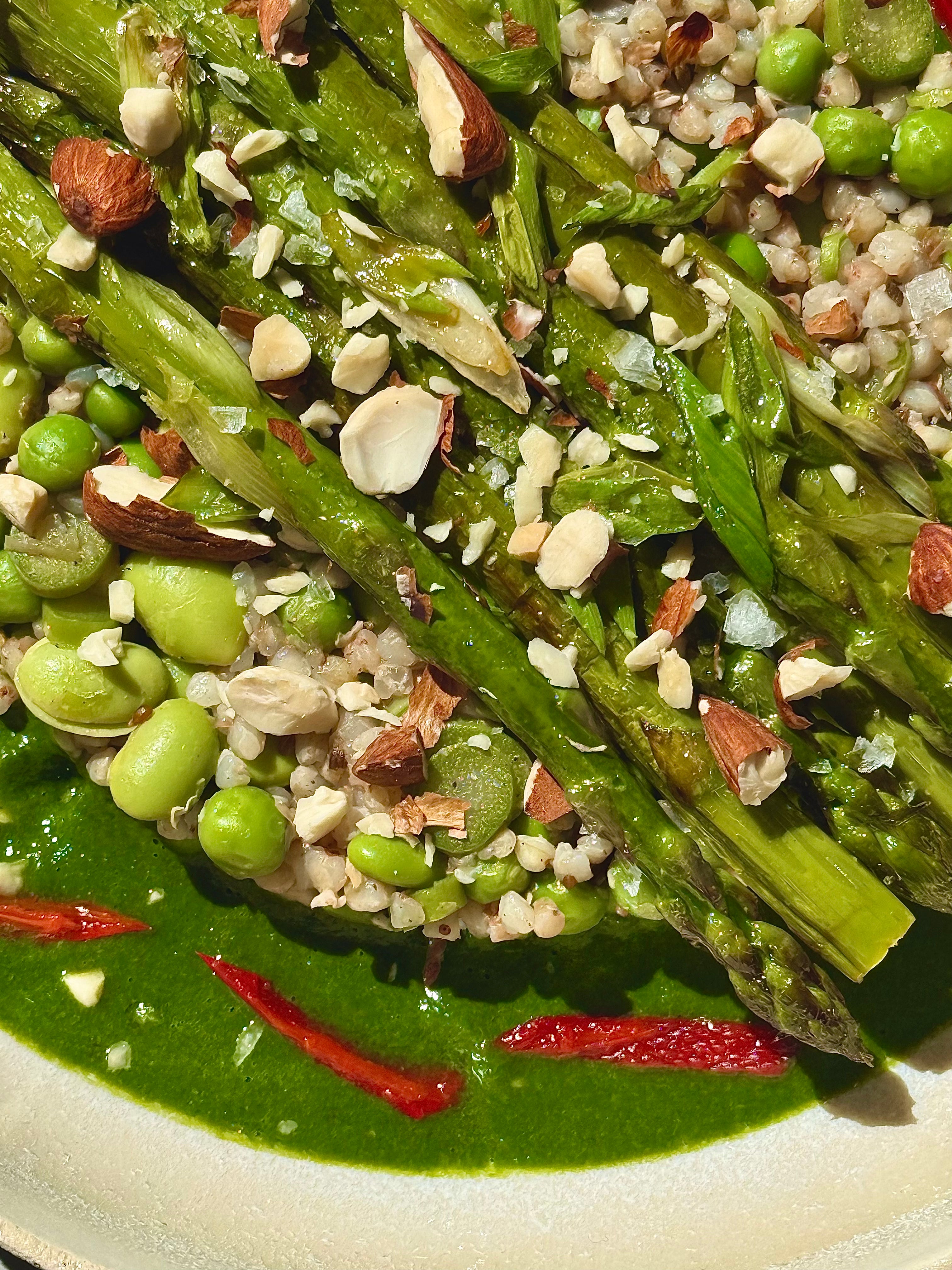 Image of Pan-Seared Green Asparagus & Buckwheat, Edamame, Peas Bowl with Wild Garlic & Fresh Herbs Pesto